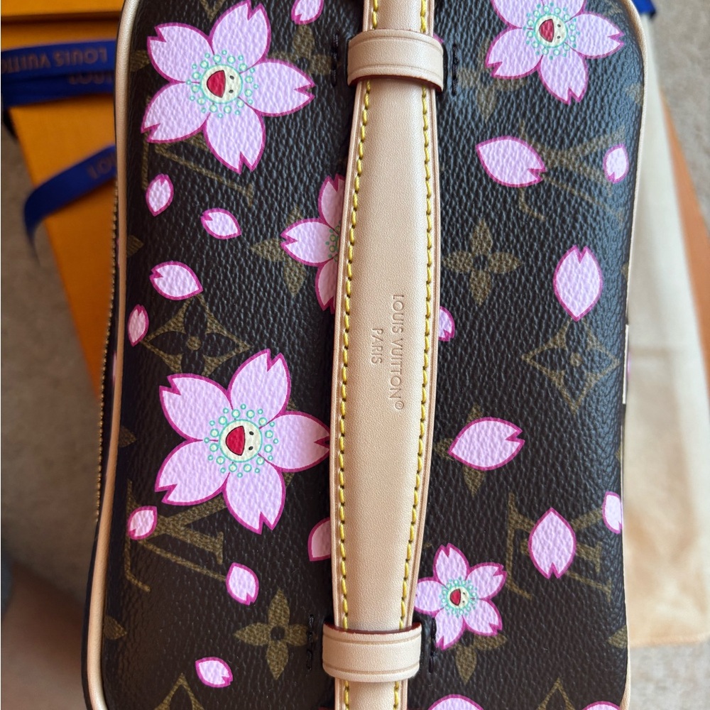 Louis Vuitton MURAKAMI Cherry Blossom Nice BB Cosmetic Bag. SOLD OUT everywhere - Picture 2 of 4